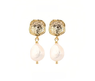 Baroque pearl Ruffle Earrings